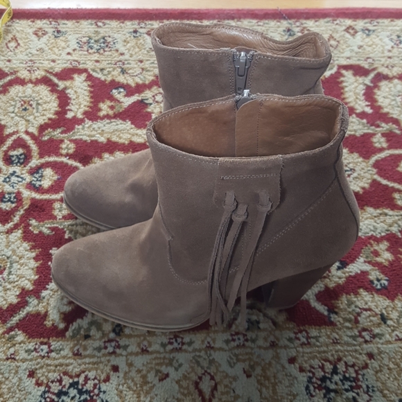 Anthropology Howsty fringe ankle boot - Picture 5 of 8